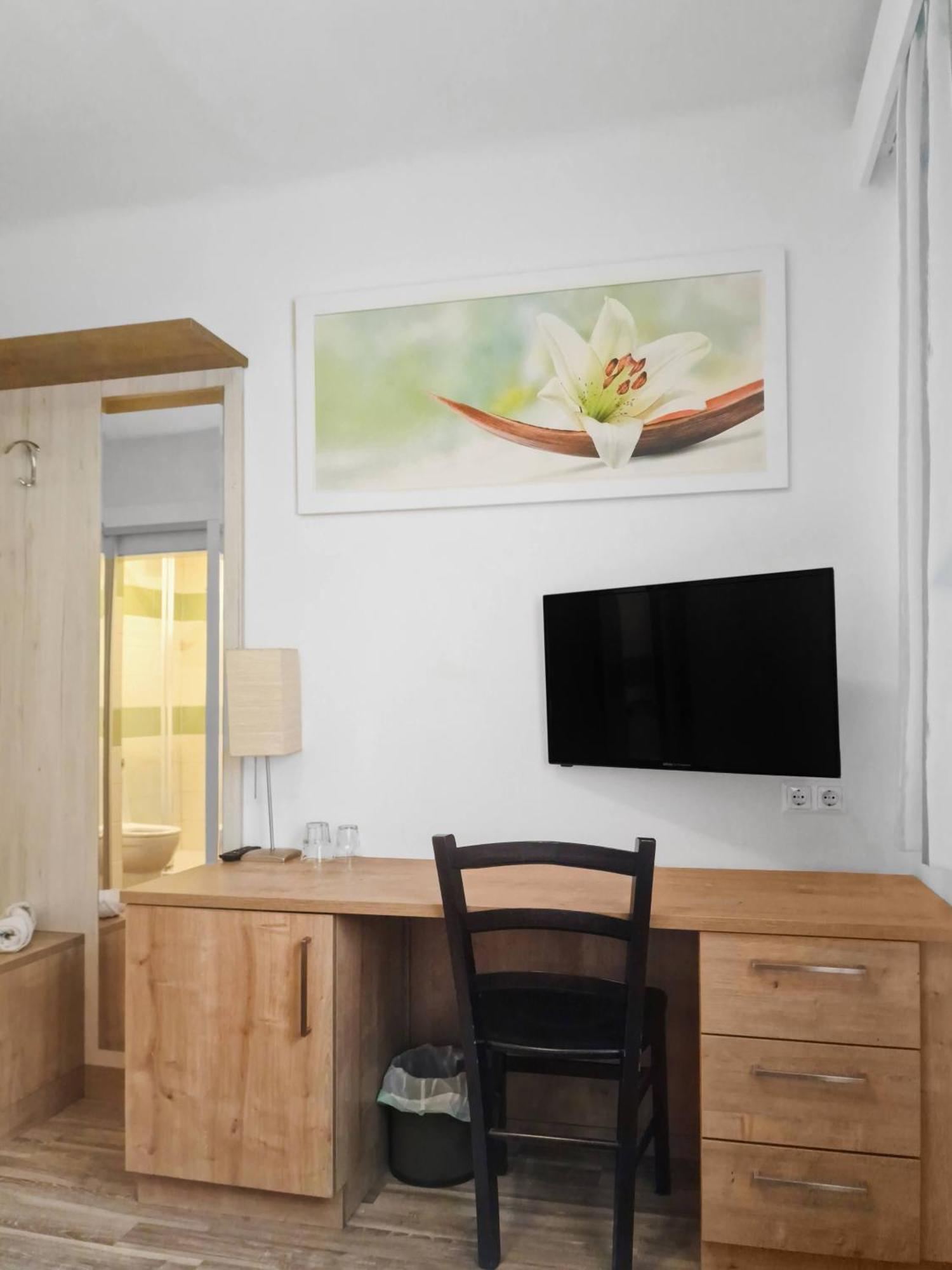 Josef Wolfik Strasse 10 Apartment Штокерау Номер фото